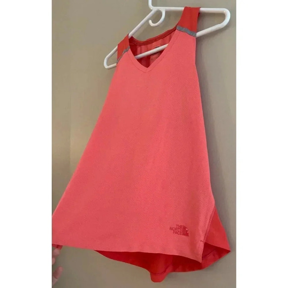 The North Face Large Flash Dry Mesh Racerback Tank in Coral & Gray - Picture 3 of 9
